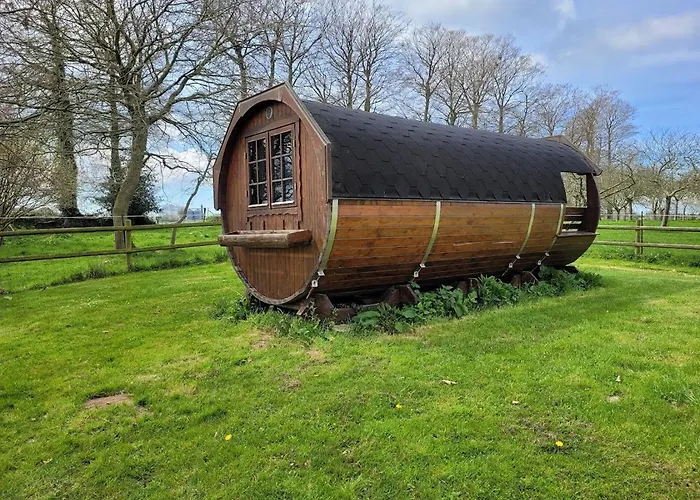 Le Tonneau De Louise Οργανωμένο κάμπινγκ